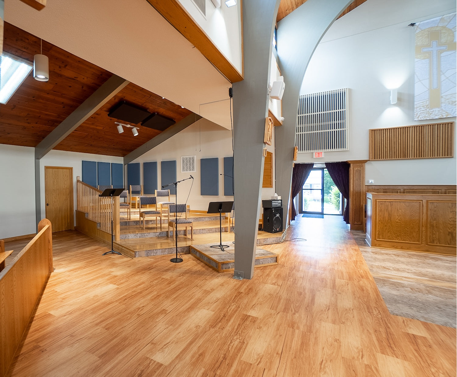 Hi-Mid Acoustic Panels in Church Sanctuary-3.jpg